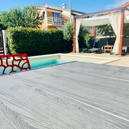 Boutique Apartment With Private Pool For Your Exclusive Use Novigrad Istria Exterior foto