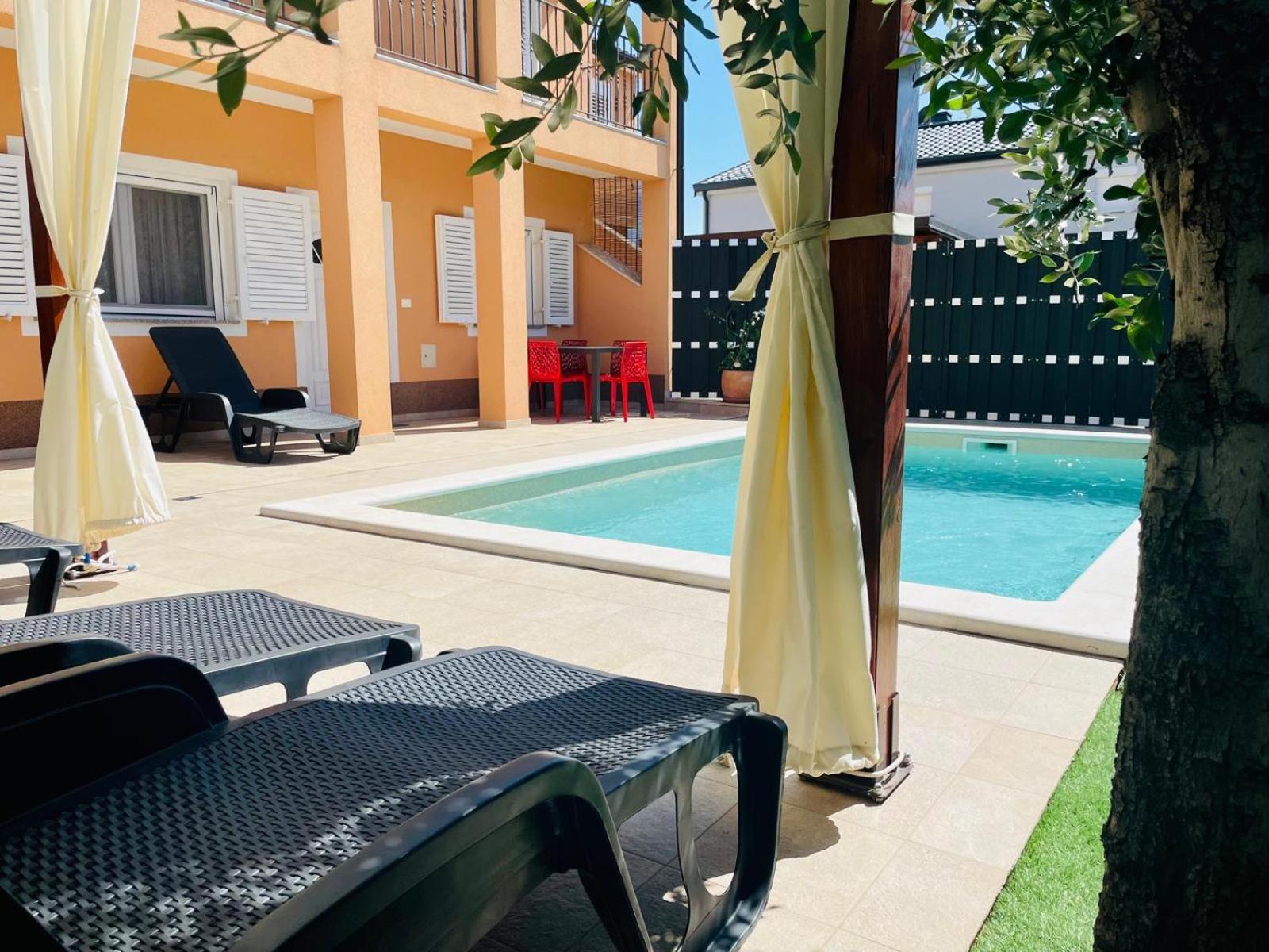 Boutique Apartment With Private Pool For Your Exclusive Use Novigrad Istria Exterior foto